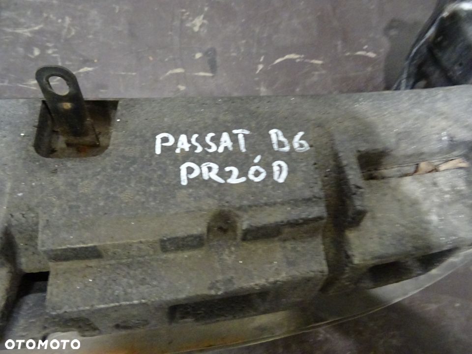 VW PASSAT B6 05-09 2.0TDI BELKA ZDERZAKA POD ZDERZAK PRZÓD - 2