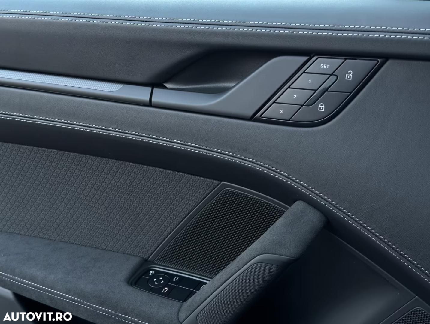 Porsche 911 - 24