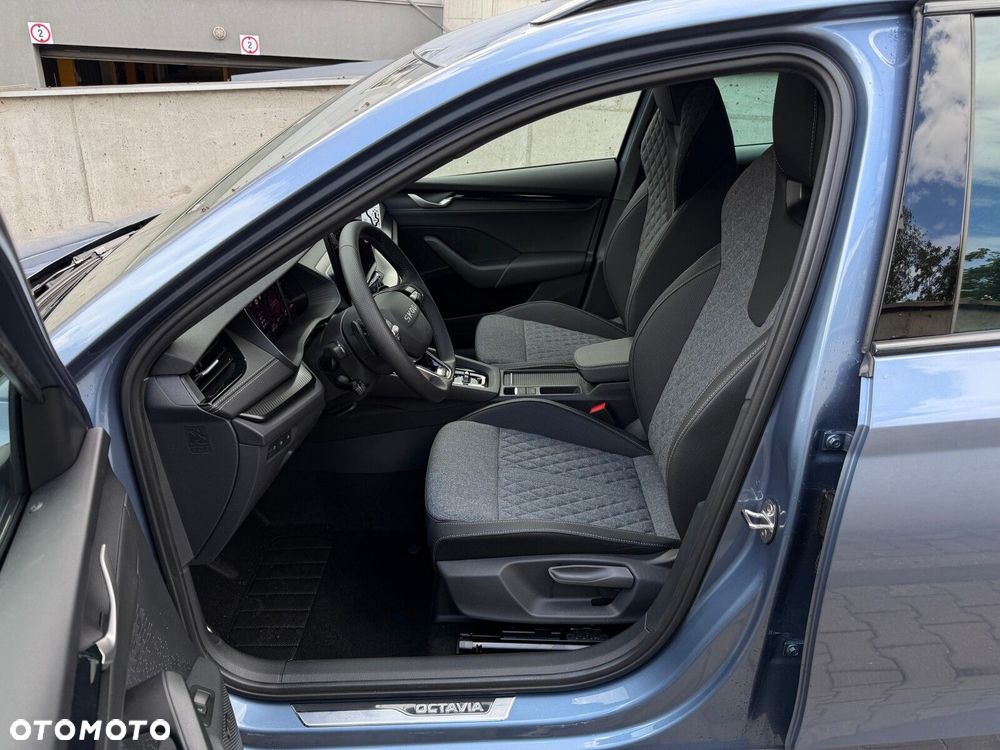 Skoda Octavia 1.5 TSI mHEV Sportline DSG - 11