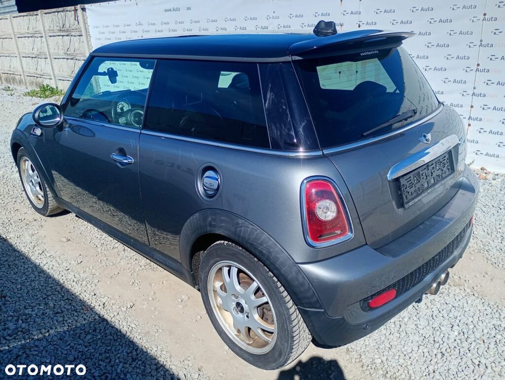 MINI Cooper S Standard - 4