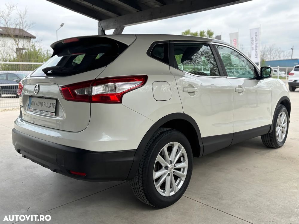 Nissan Qashqai 1.5 DCI Start/Stop N-Connecta - 9