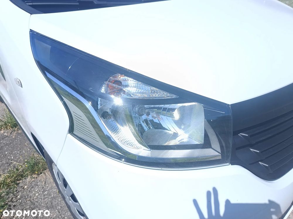 Renault Trafic L1H1 1.6 diesel 145kM, manual, 2019 rok BAGAŻNIK DACHOWY THULE, KAMERA COFANIA, HAK, CZUJNIKI PARKOWANIA, ORGINALNY PRZEBIEG! - 15