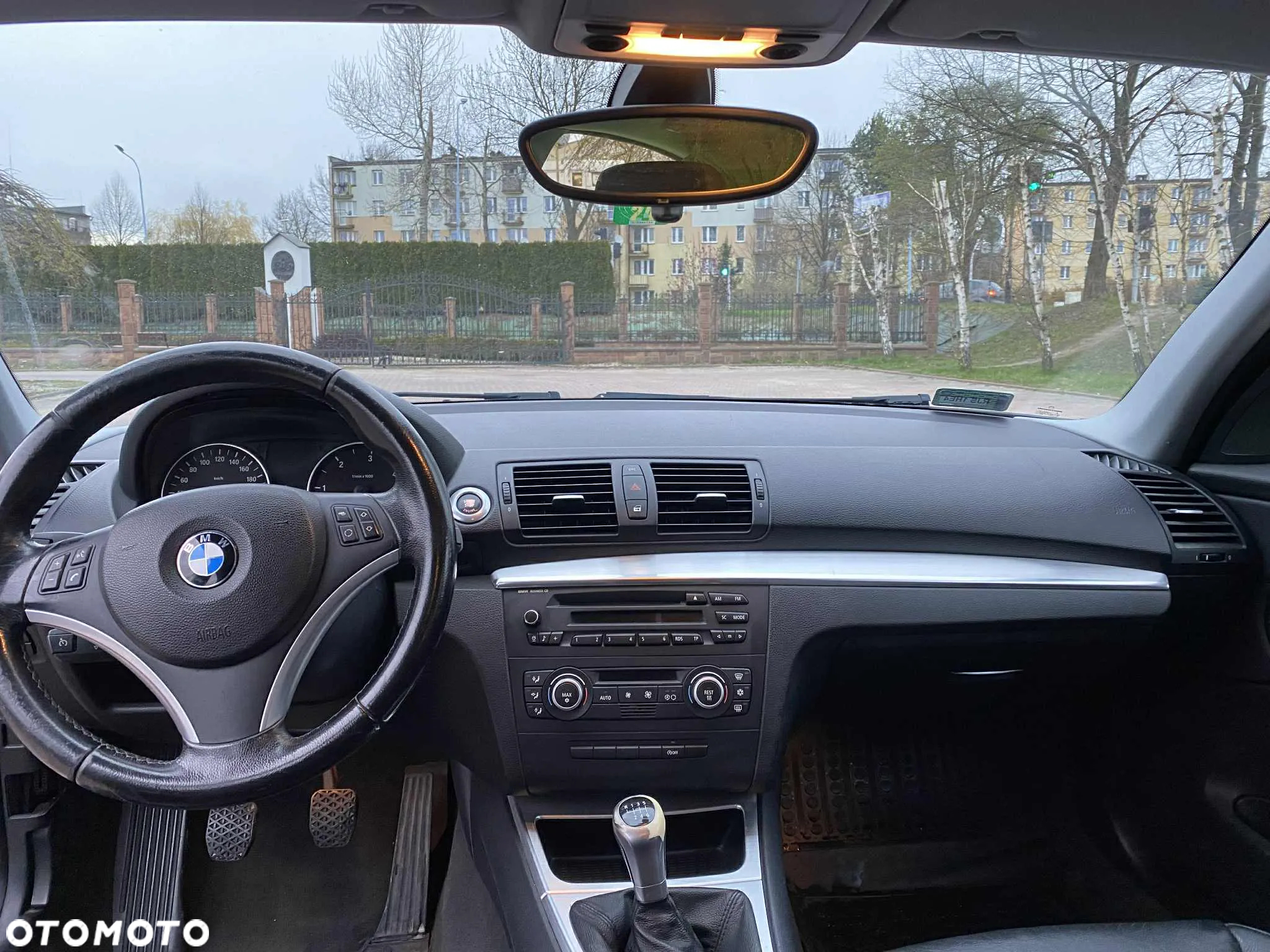 BMW Seria 1 118d - 11