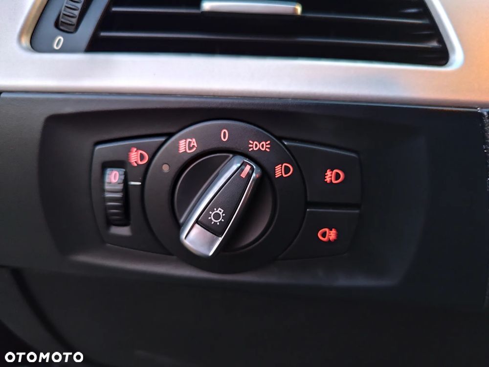 BMW Seria 3 318d - 31