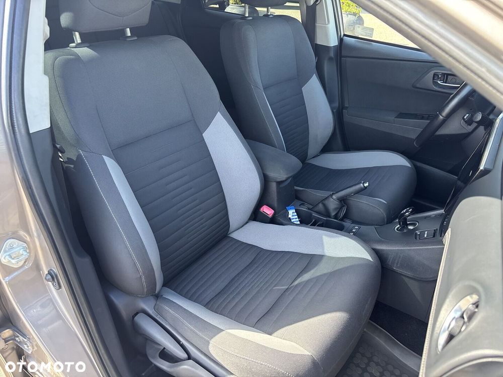Toyota Auris - 18
