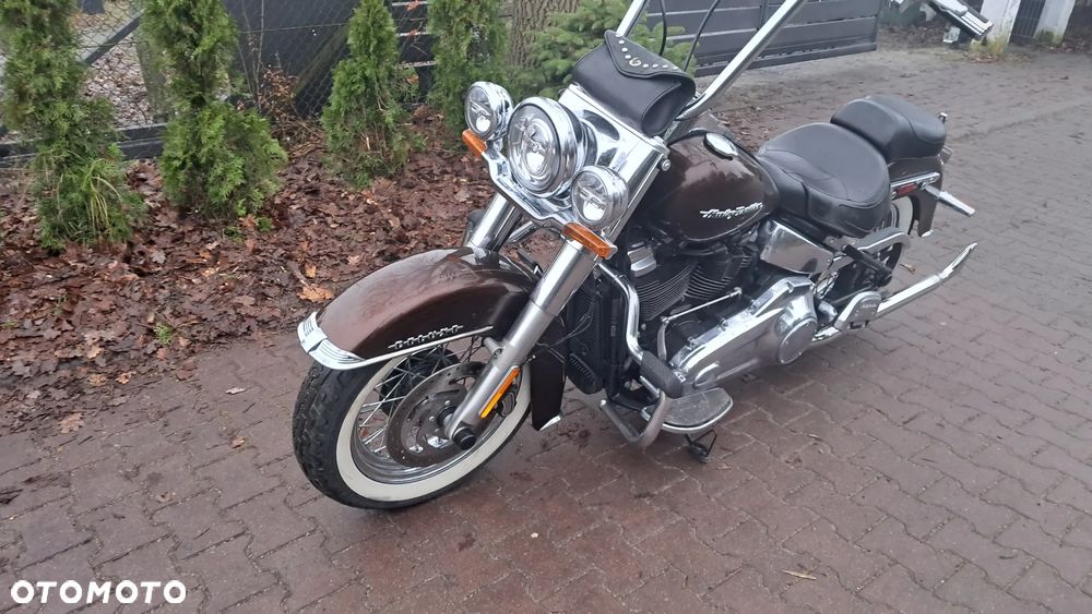 Harley-Davidson Softail Deluxe - 12