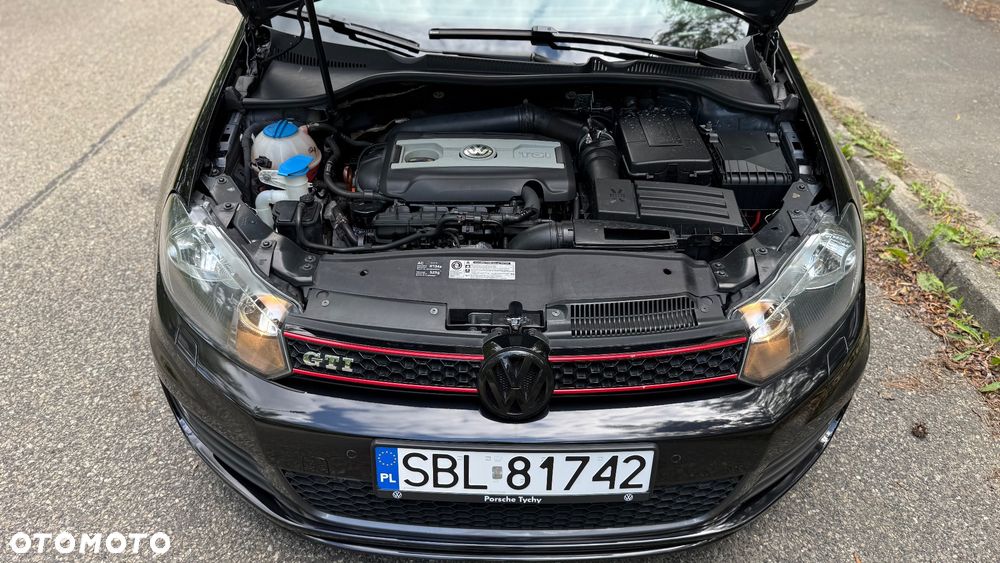Volkswagen Golf 2.0 GTI - 28