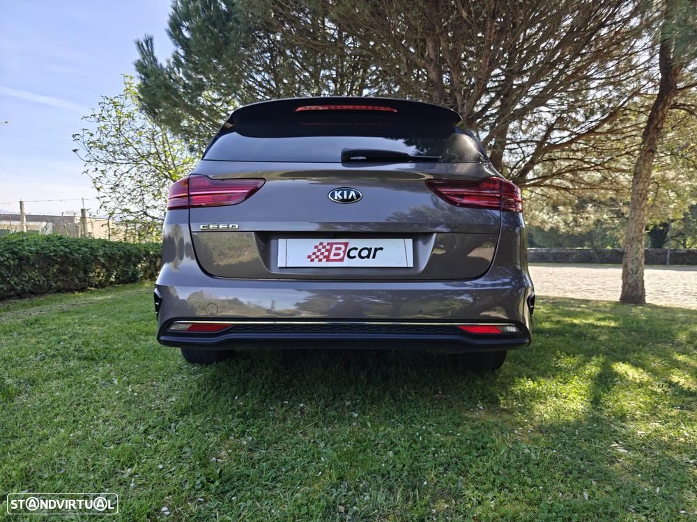 Kia Ceed SW 1.0 T-GDI TX+SRF - 10
