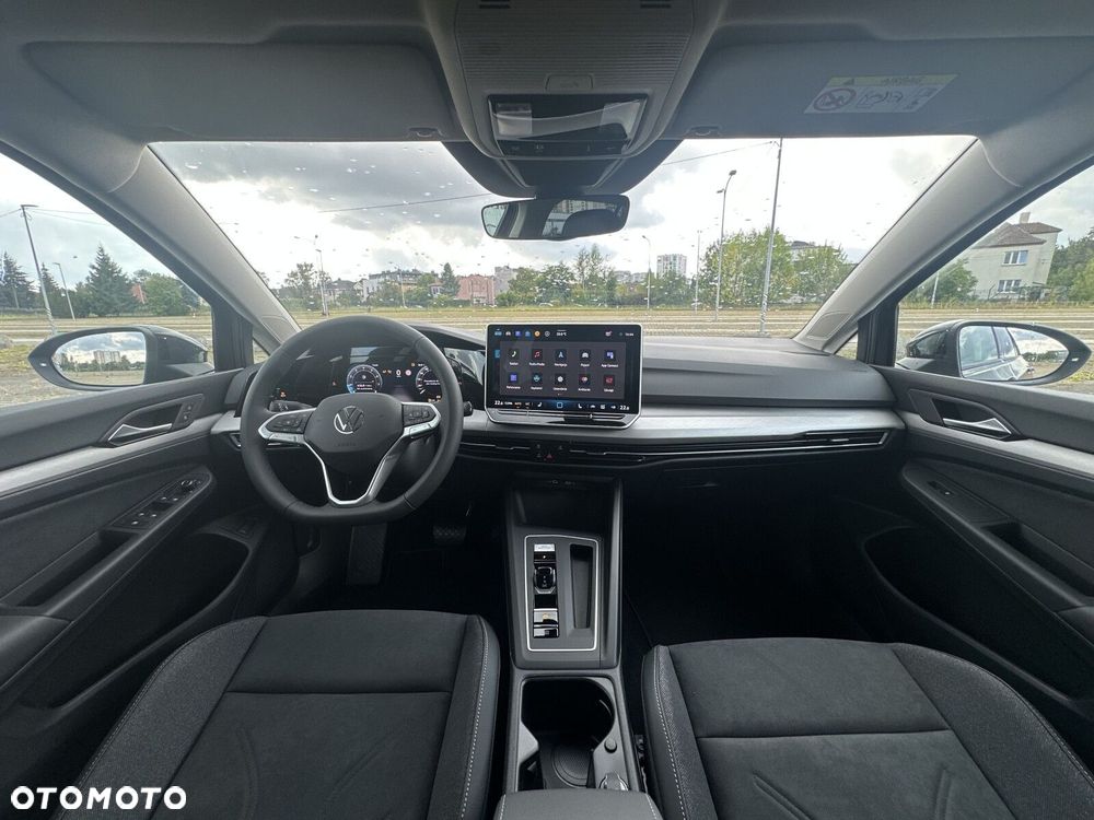 Volkswagen Golf Variant 1.5 eTSI mHEV Business DSG - 16