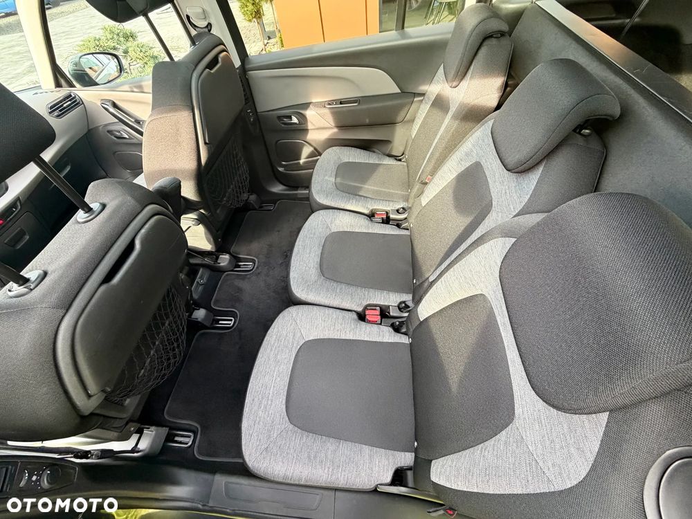 Citroën C4 Grand Picasso - 11