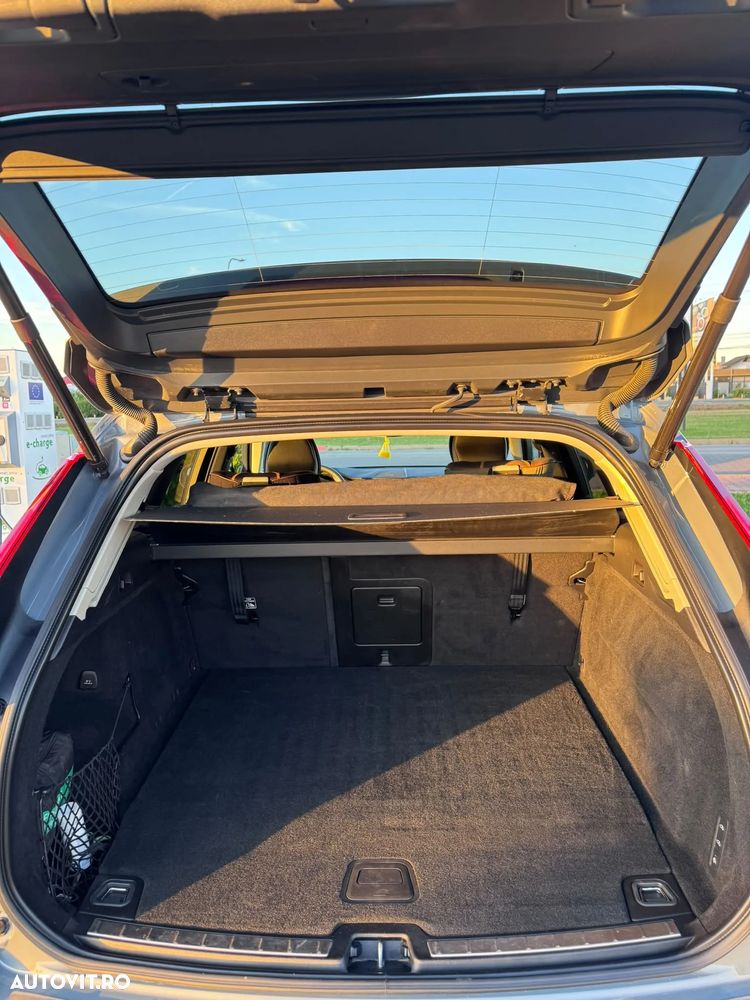 Volvo XC 60 - 13