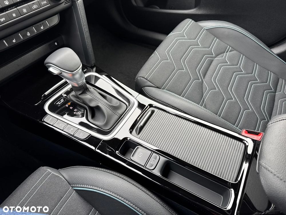 Kia XCeed 1.6 T-GDI Tribute DCT - 16