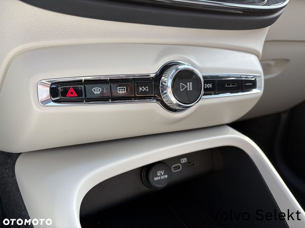 Volvo XC 40 - 17