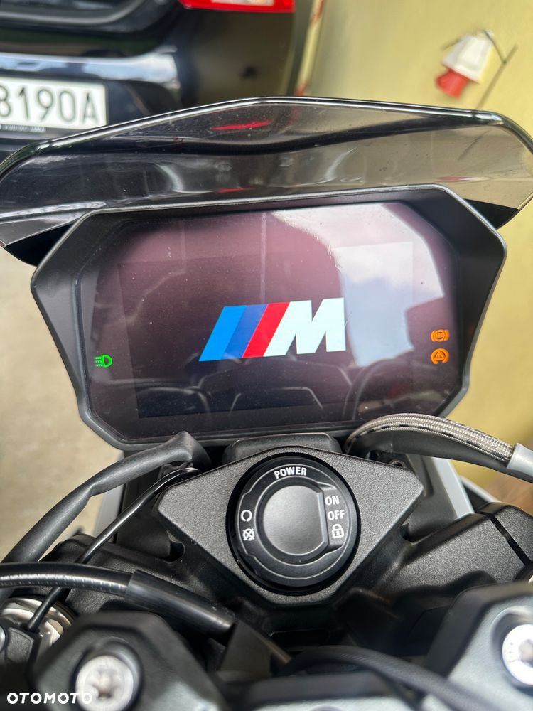 BMW S - 10