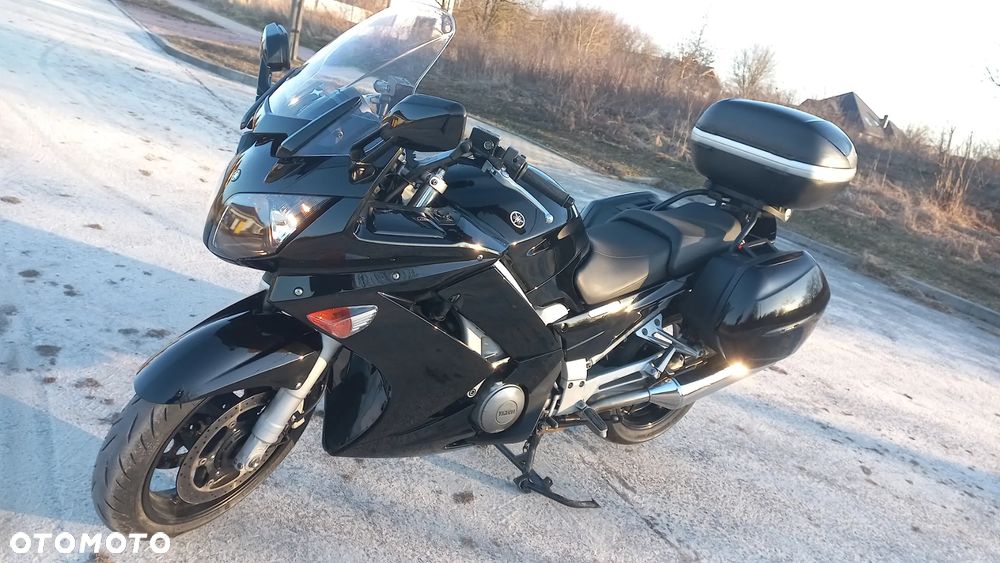 Yamaha FJR - 1