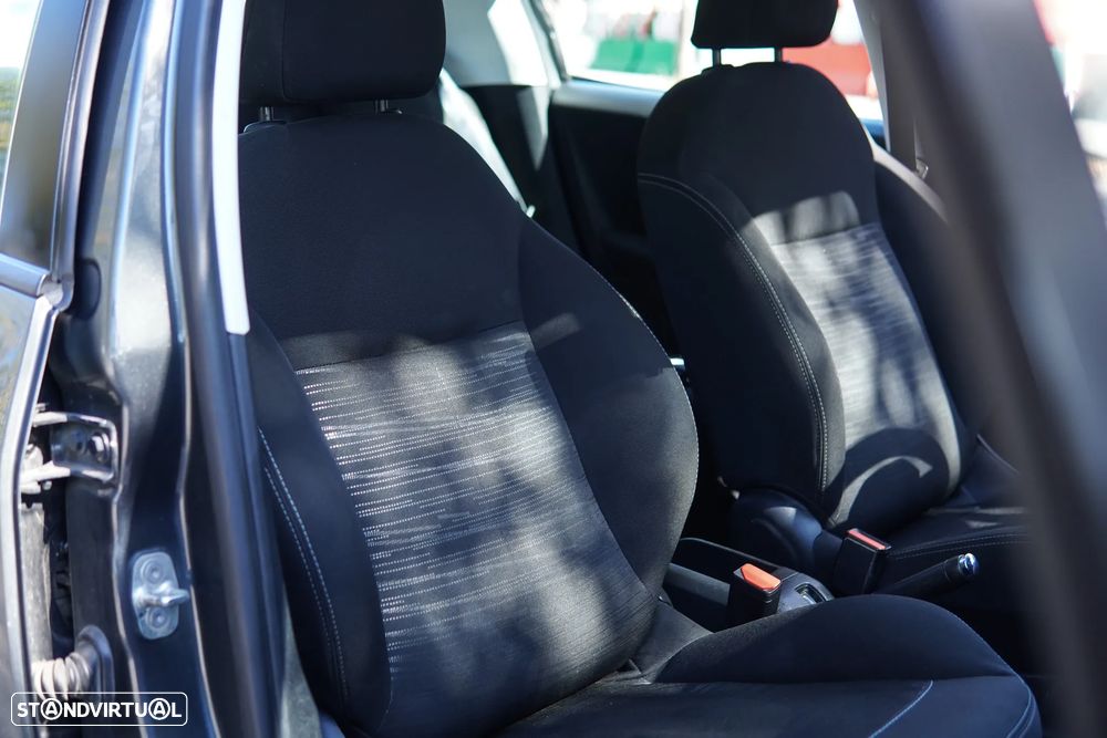 Peugeot 208 1.2 PureTech Style - 44