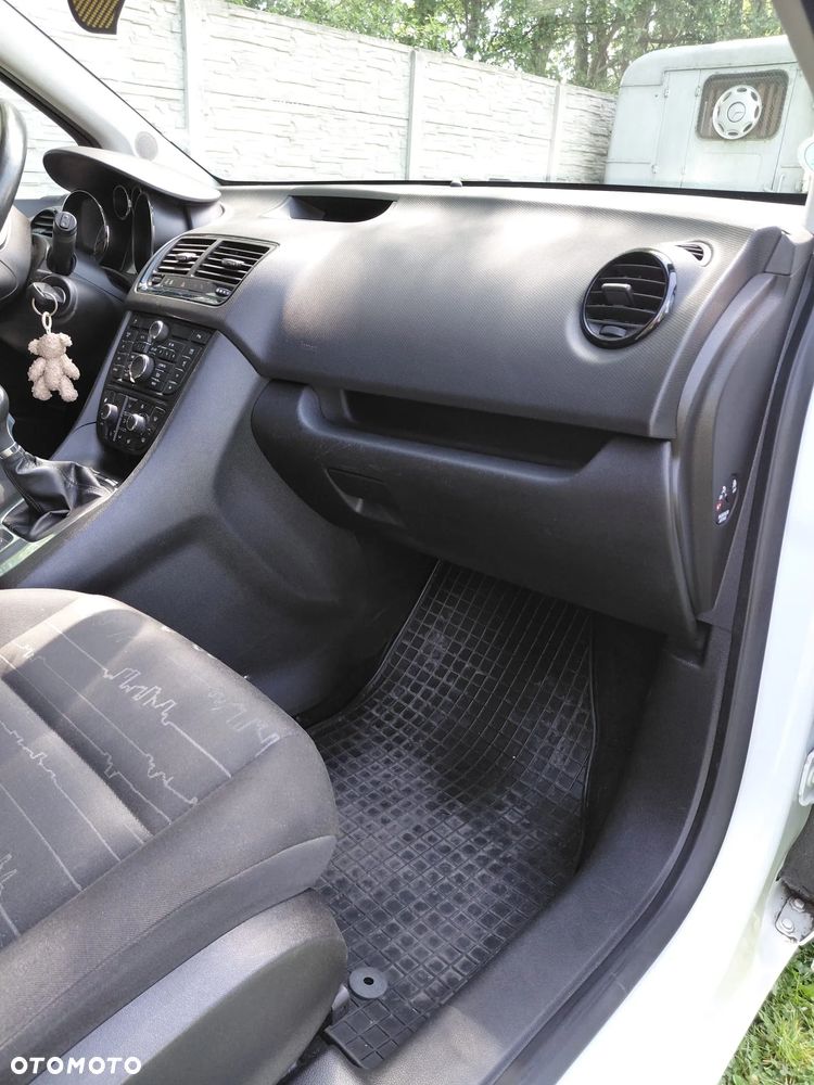 Opel Meriva - 4
