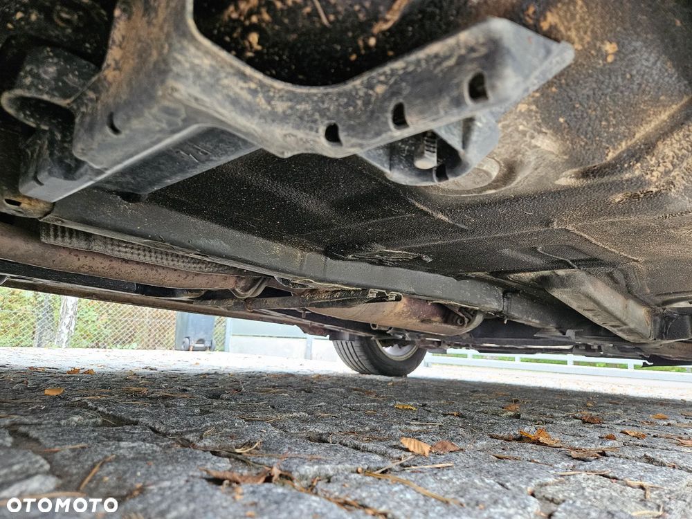 Toyota Auris 1.6 VVT-i Sol - 34