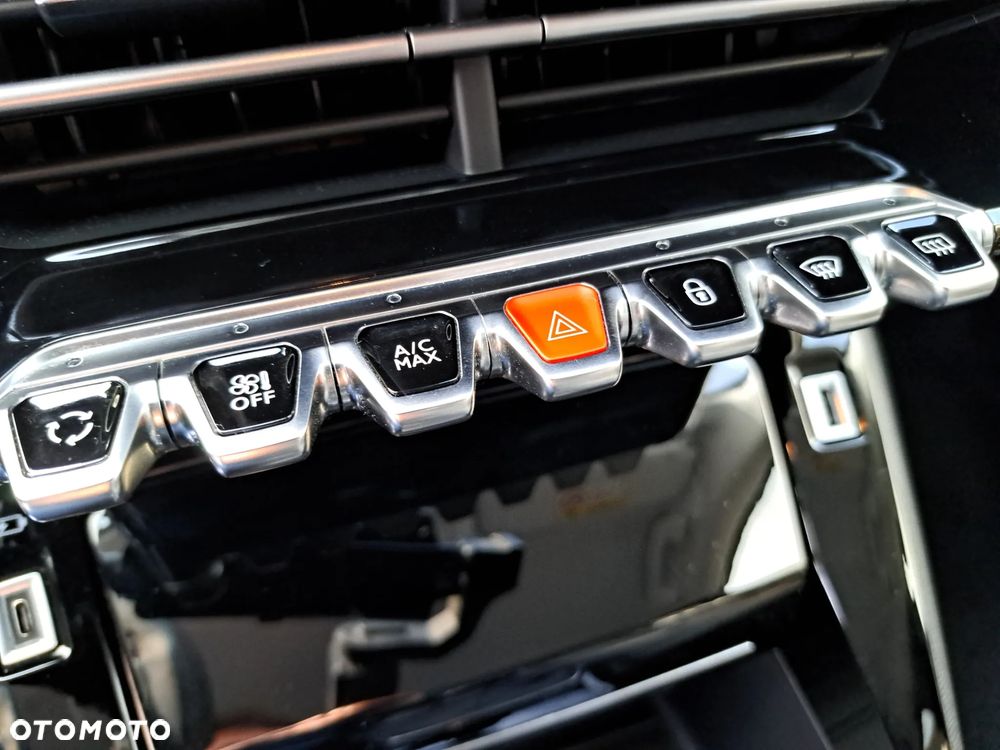 Peugeot 208 1.2 PureTech Allure S&S - 17