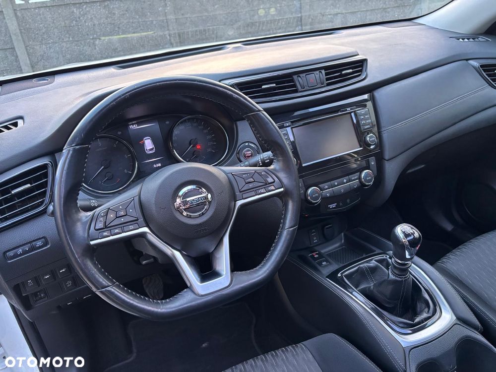 Nissan X-Trail 1.6 DCi Tekna 2WD 7os - 34