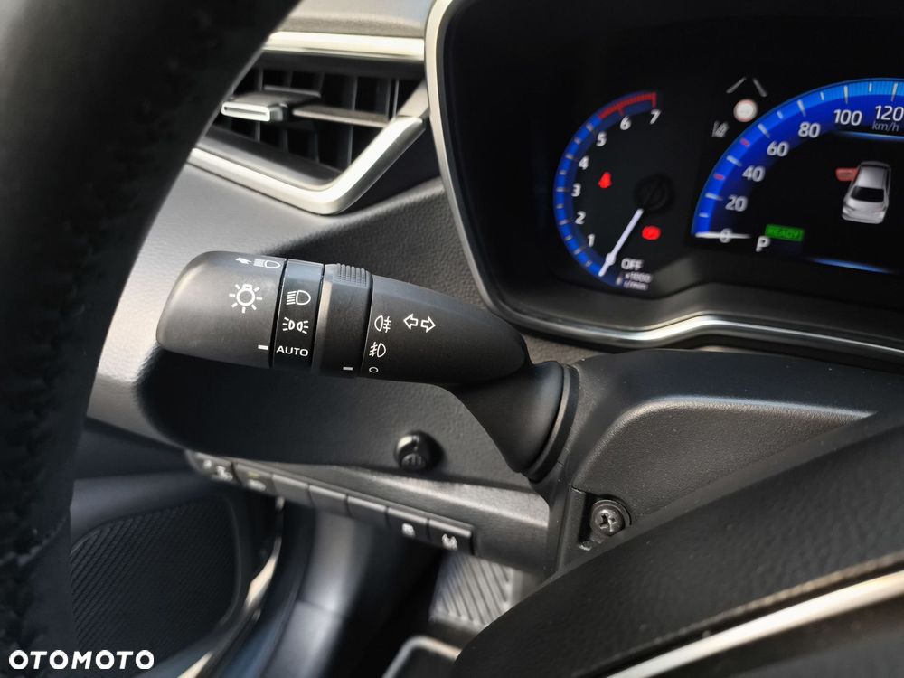 Toyota Corolla 1.8 Hybrid Comfort - 26
