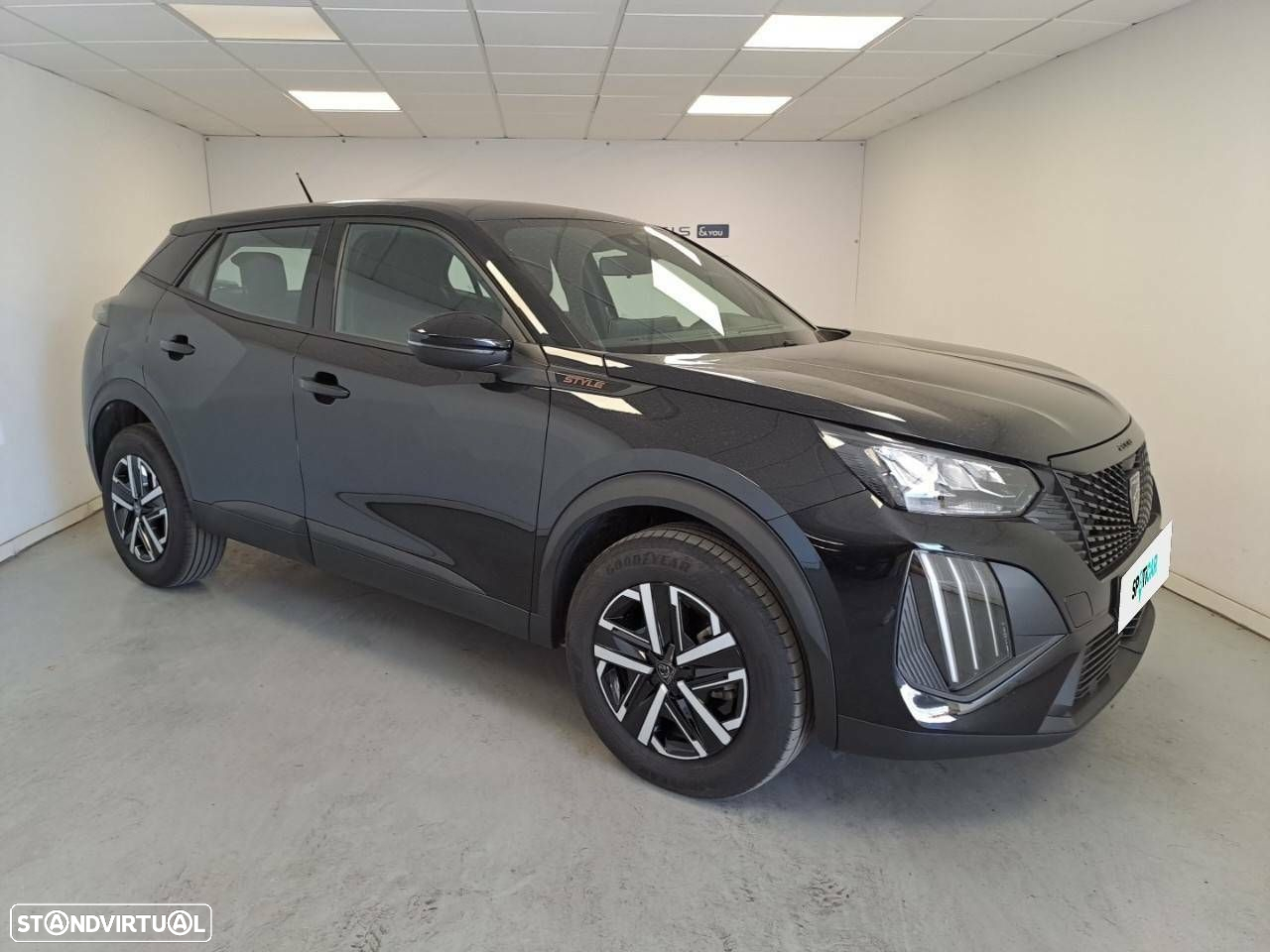 Peugeot 2008 1.2 PureTech Style - 3