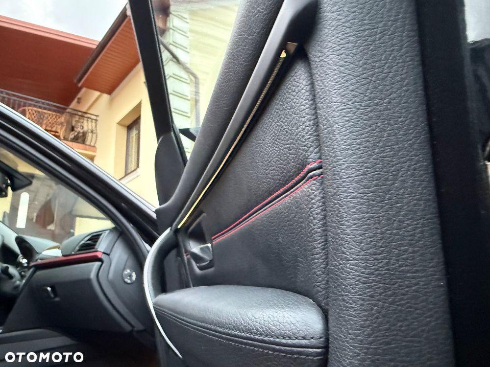 BMW Seria 3 320d Sport-Aut Sport Line - 15