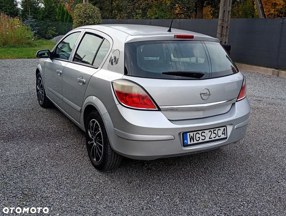 Opel Astra - 11
