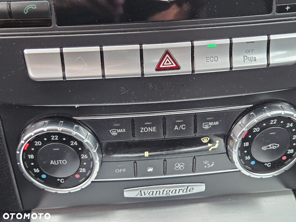 Mercedes-Benz Klasa C 180 CDI Avantgarde Edition - 10