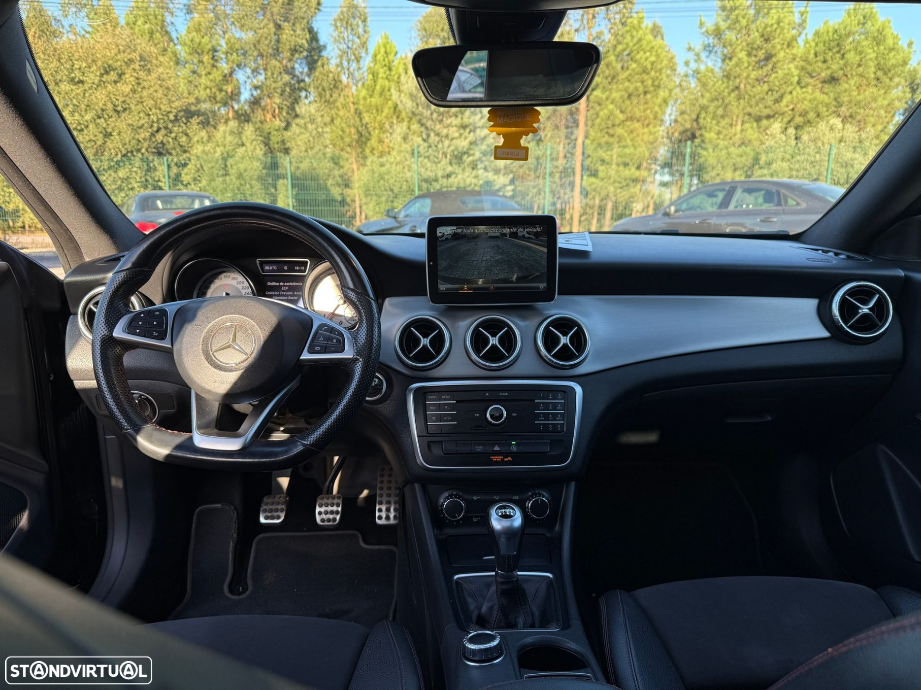 Mercedes-Benz CLA 200 d Shooting Brake AMG Line - 6