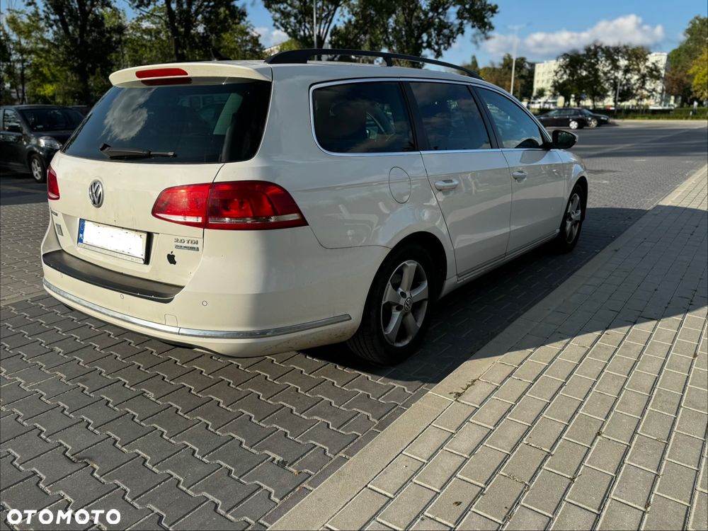 Volkswagen Passat 2.0 TDI DPF Comfortline - 4