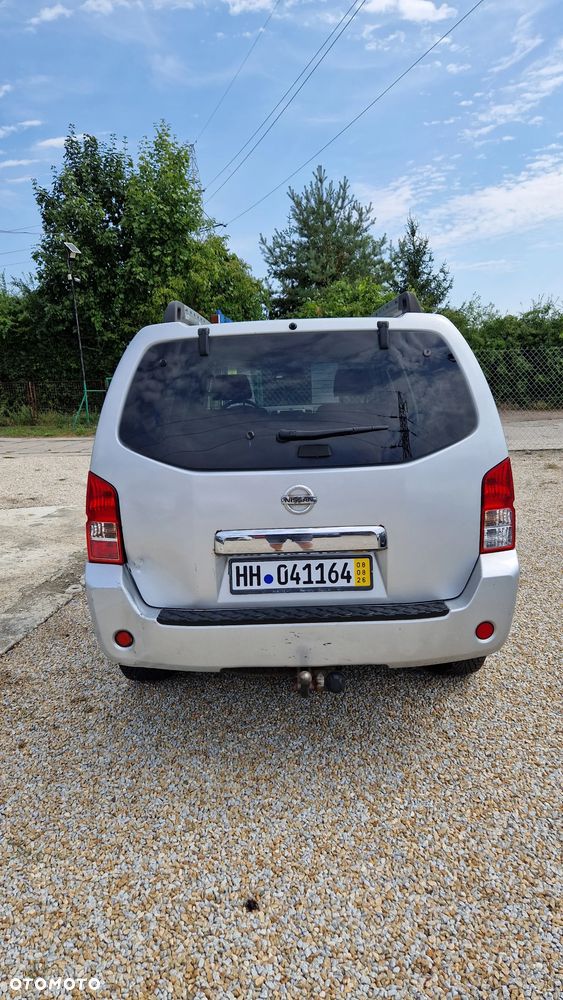 Nissan Pathfinder 2.5 DCi Elegance - 22