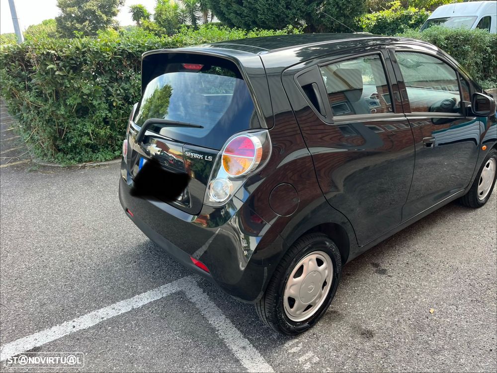 Chevrolet Spark 1.0 LS - 11