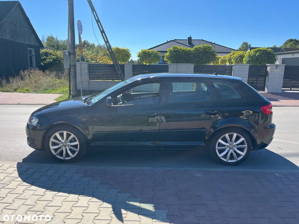 Audi A3 Sportback 1.8 TFSI Attraction - 3