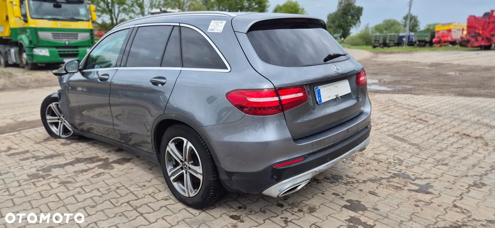 Mercedes-Benz GLC - 14