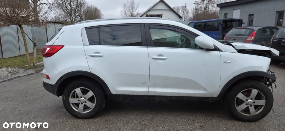 KIA SPORTAGE III WD lusterko prawe - 1