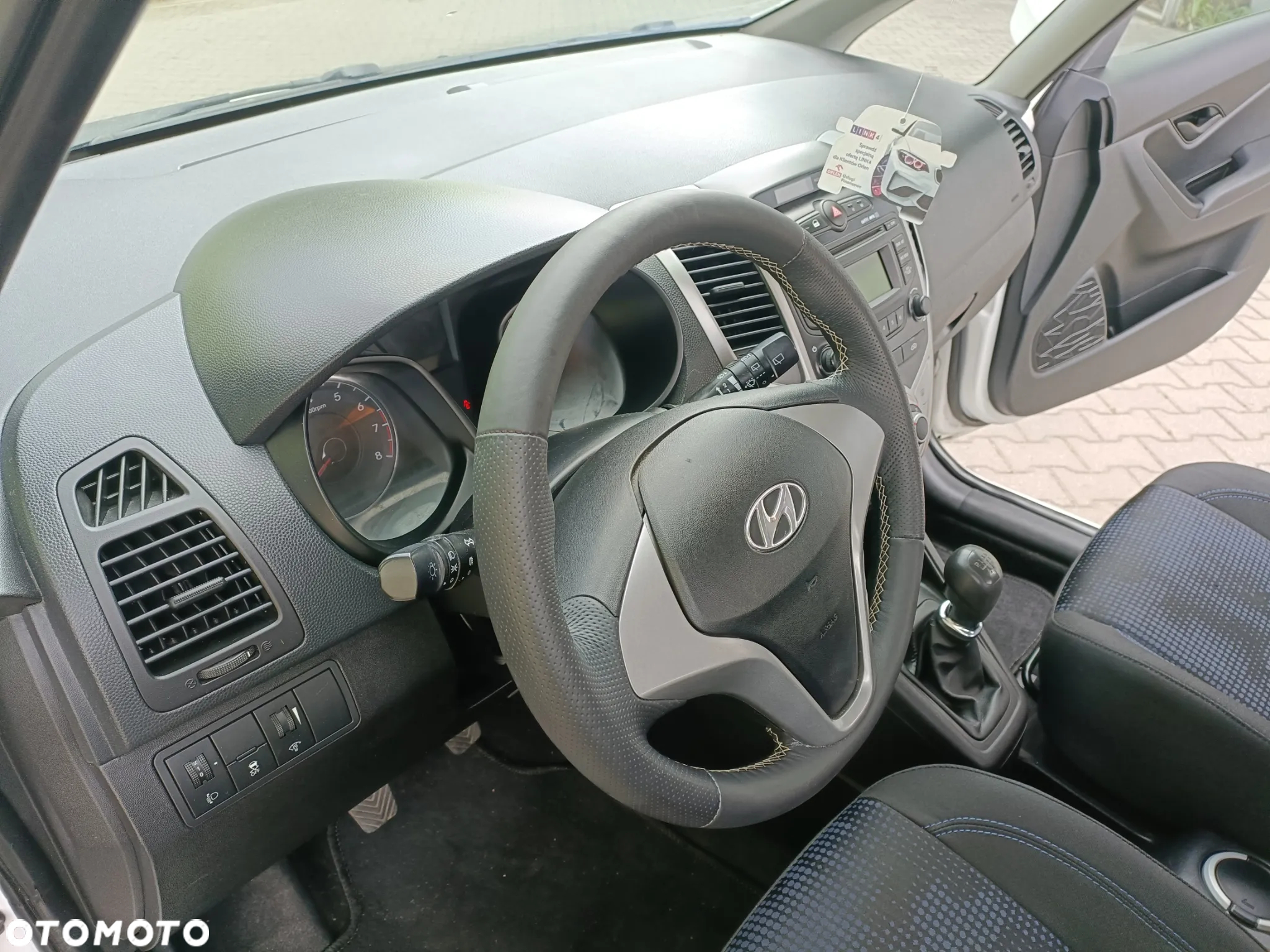 Hyundai ix20 1.4 blue Comfort - 10