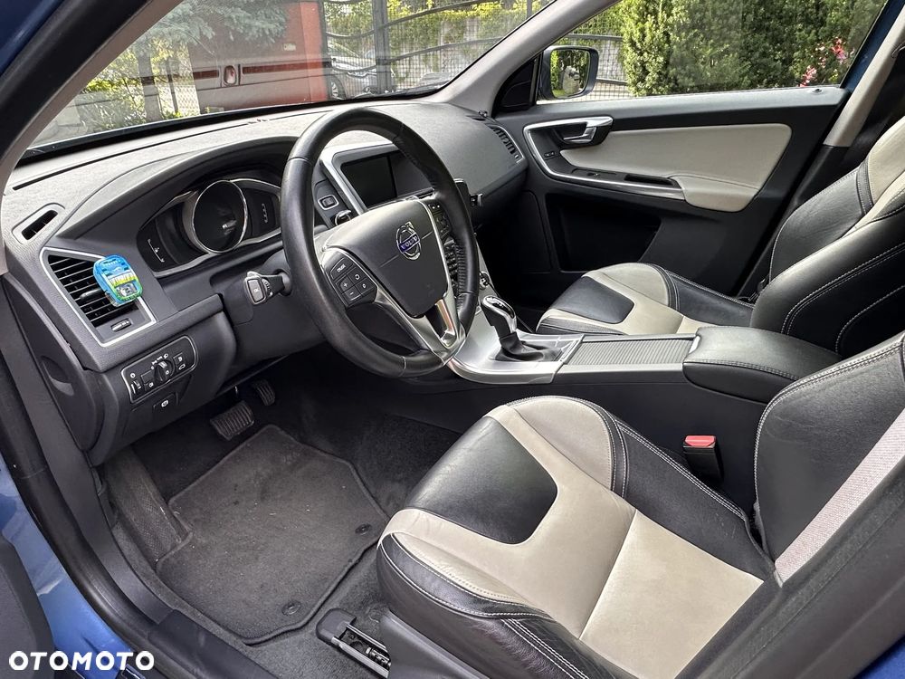 Volvo XC 60 D4 AWD Summum - 13
