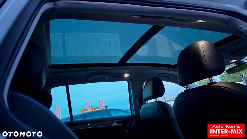 Volkswagen Golf - 30