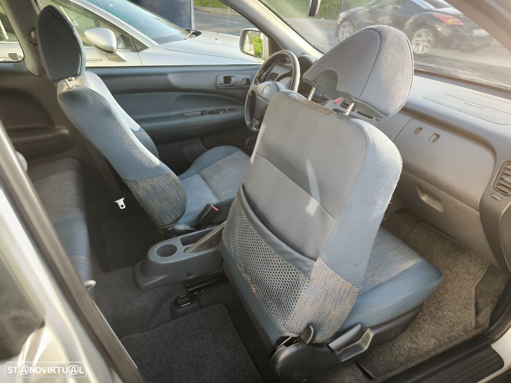 Honda HR-V 1.6 LS - 21