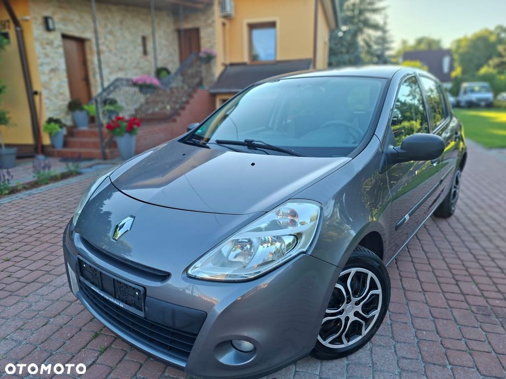 Renault Clio 1.2 16V Dynamique - 1