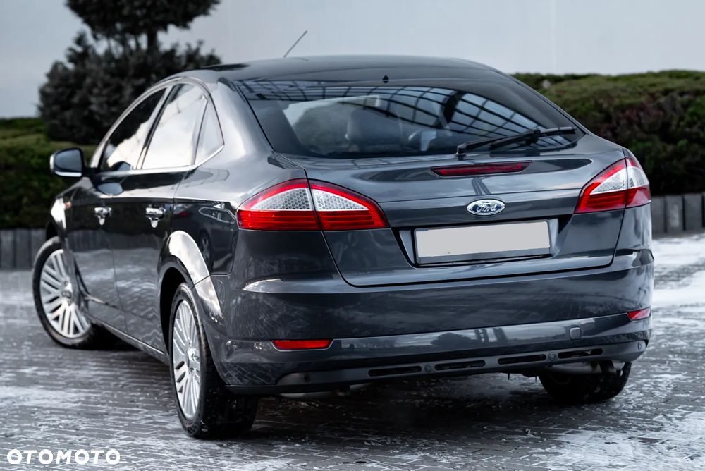 Ford Mondeo 2.5 Titanium X - 12
