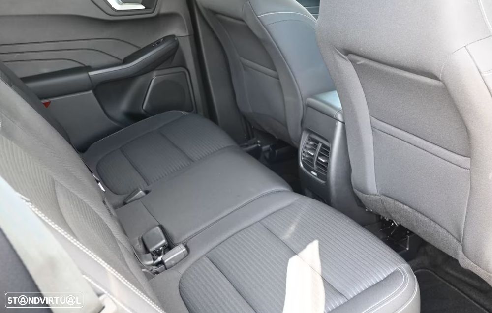 Ford Kuga 1.5 TDCi EcoBlue Titanium Aut. - 5