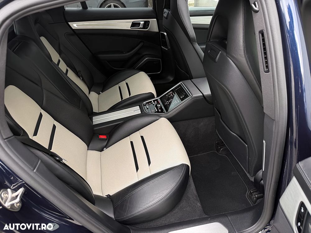 Porsche Panamera 4 E-Hybrid Executive - 25