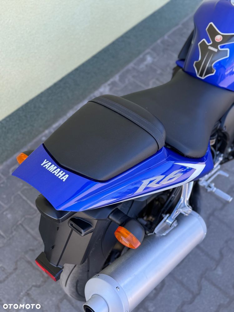 Yamaha R6 - 12