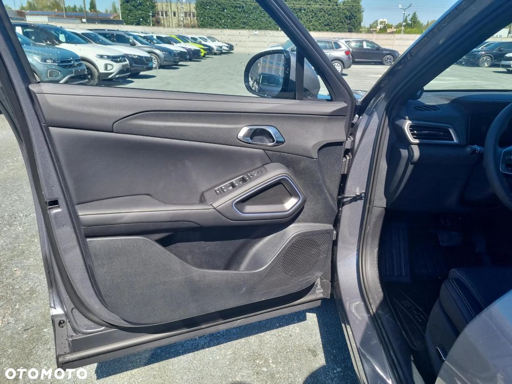 BYD Atto 2 45kWh Active - 11