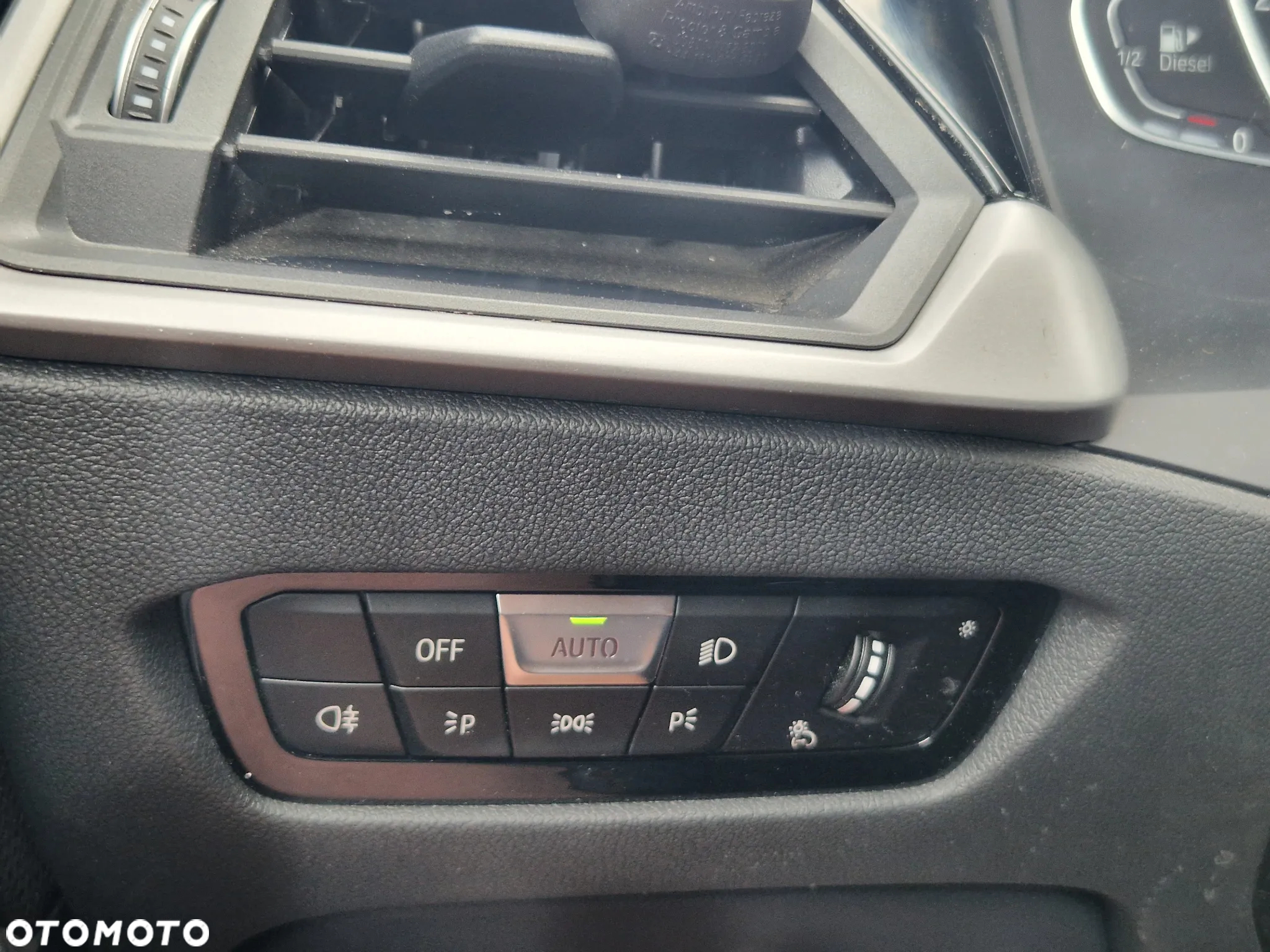 BMW Seria 3 320d xDrive Advantage sport - 26