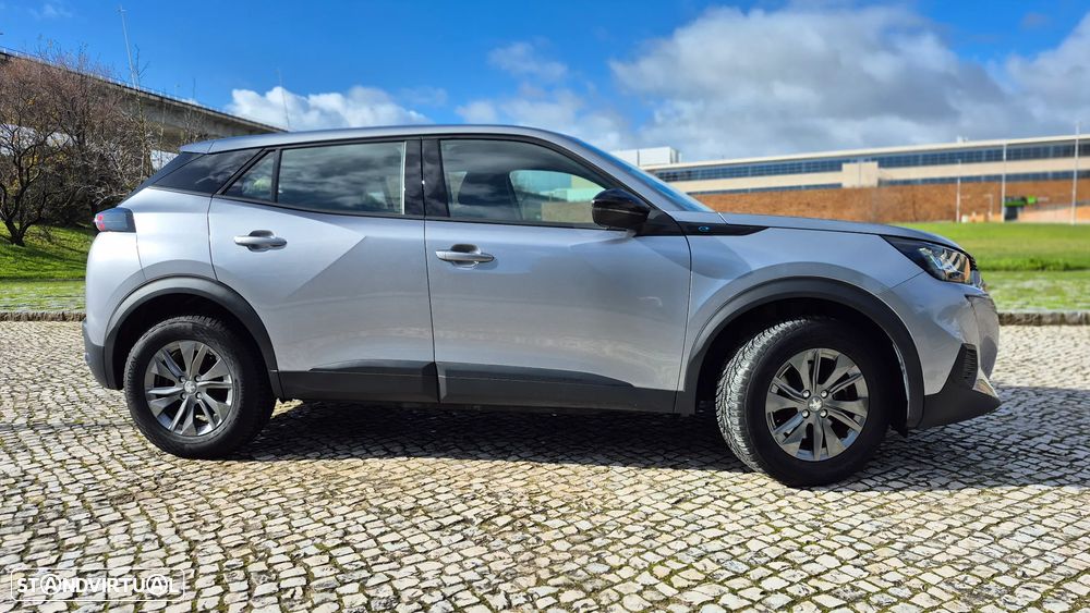 Peugeot e-2008 Active - 11