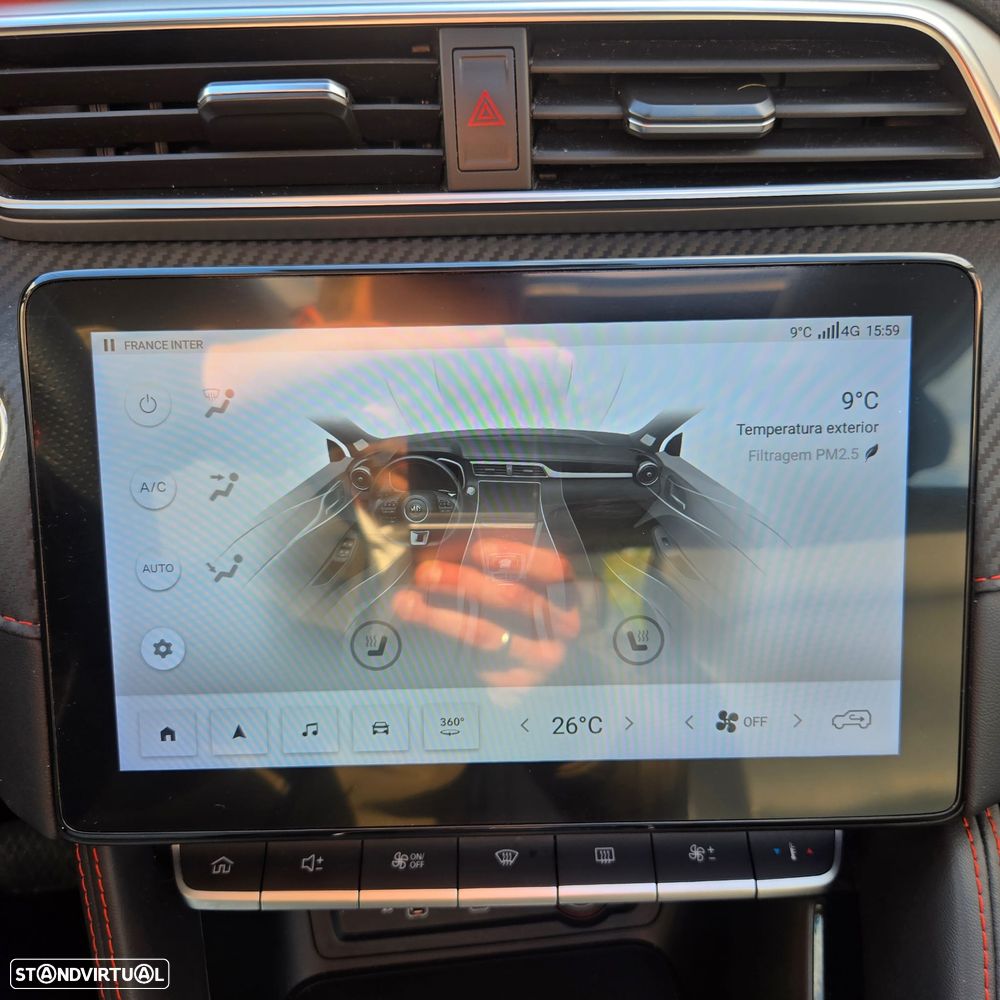 MG ZS EV 72.6 kWh Luxury - 32