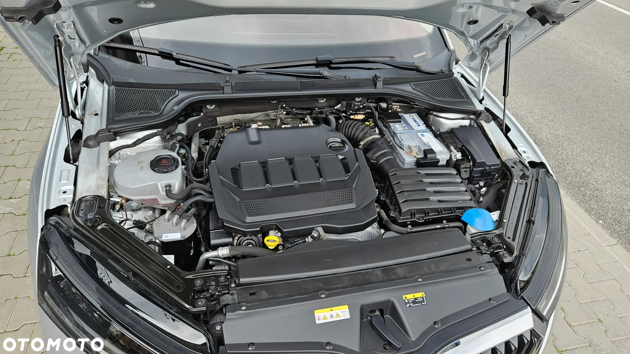 Skoda Octavia Combi 2.0 TDI DSG Edition - 6